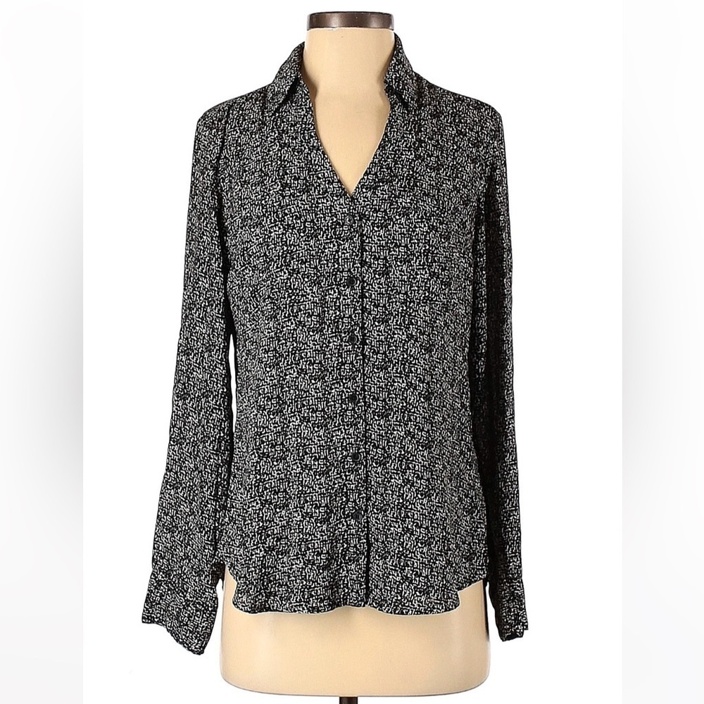 Express Black and White Printed Button Down collared Blouse for work Size Small